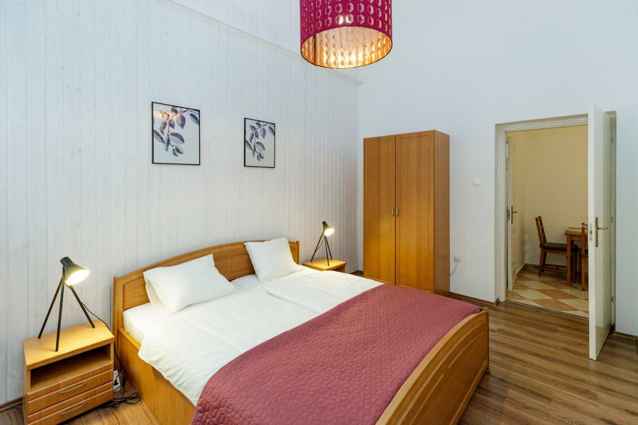 Sophie Apartman Eger Luaran gambar