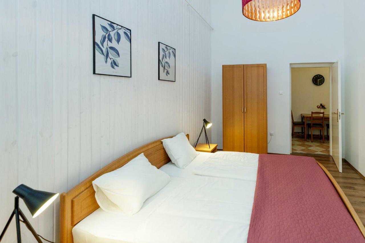 Sophie Apartman Eger Luaran gambar
