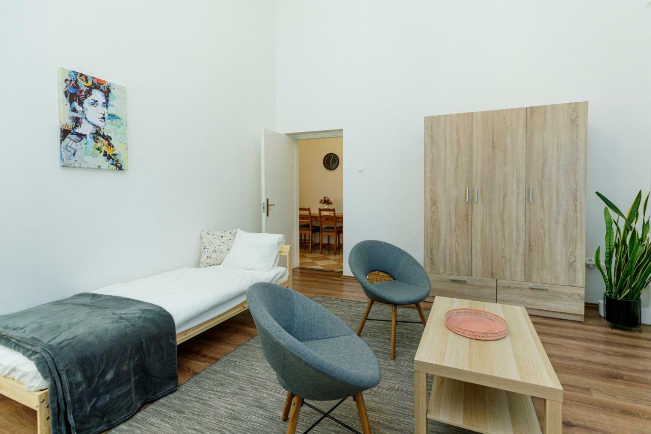 Sophie Apartman Eger Luaran gambar