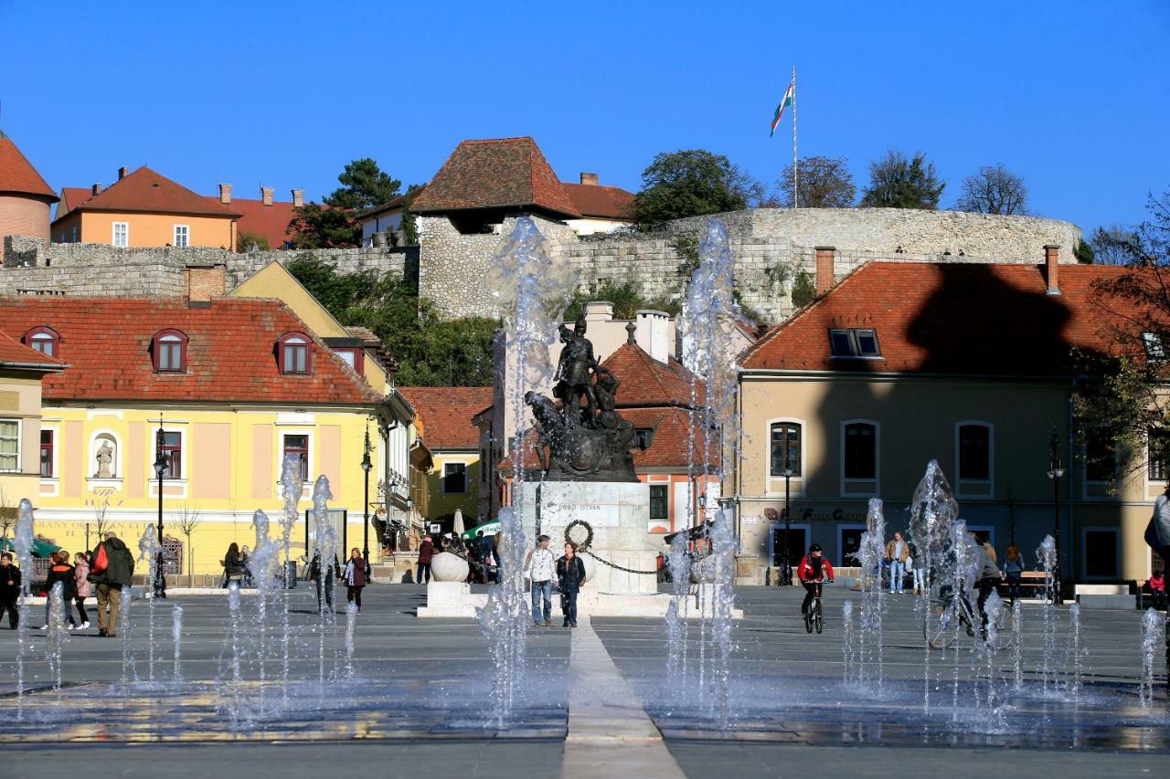 Sophie Apartman Eger Luaran gambar